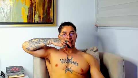 Snapshot of jasson_rodriguez69 chatting on 10.18.25 Lil Dark online show from 10.18.25