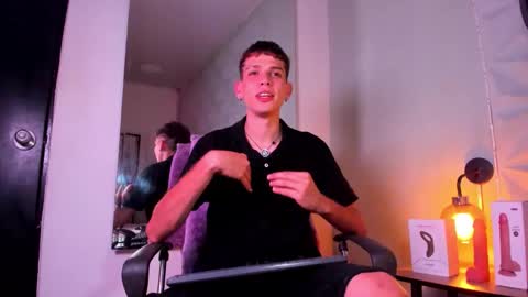 Snapshot of jasson_smit chatting on 10.17.25 J A S S O N online show from 10.17.25