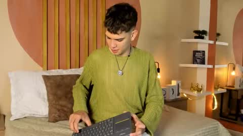 Snapshot of jasson_smit chatting on 10.19.25 J A S S O N online show from 10.19.25