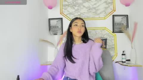 Snapshot of jaulyn_18 chatting on 05.31.26 Jaulyn online show from 05.31.26