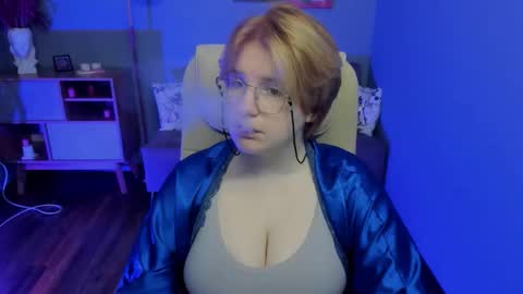 Snapshot of java_fire chatting on 11.03.25 Katerina online show from 11.03.25