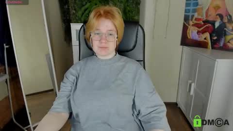 Snapshot of java_fire chatting on 11.18.25 Katerina online show from 11.18.25