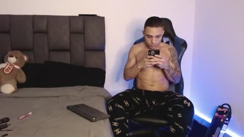 Javier online show from 02.08.25