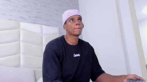 jax black online show from 11.19.25