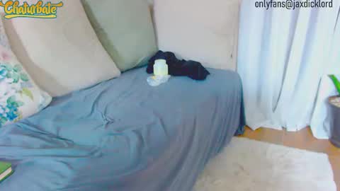 Snapshot of jaxdicklord chatting on 10.10.25 JAXDICKLORD online show from 10.10.25