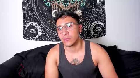 Snapshot of jay_marcos chatting on 10.13.25 Jay marcos online show from 10.13.25