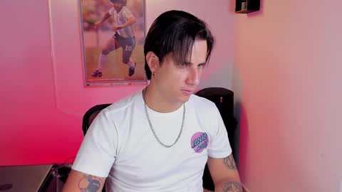 Jay Alvarrez online show from 10.06.25