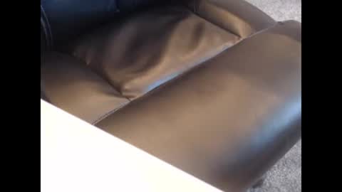 Snapshot of jayboo777 chatting on 01.01.25 sissy gurl online show from 01.01.25