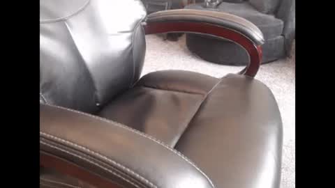 Snapshot of jayboo777 chatting on 02.03.25 sissy gurl online show from 02.03.25