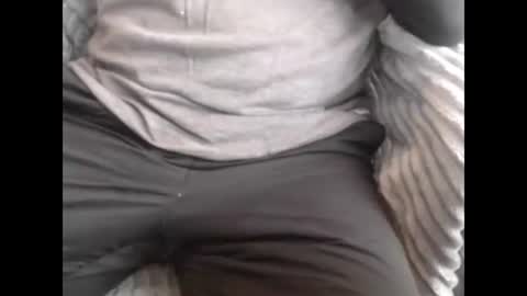 Snapshot of jayboo777 chatting on 02.19.25 sissy gurl online show from 02.19.25