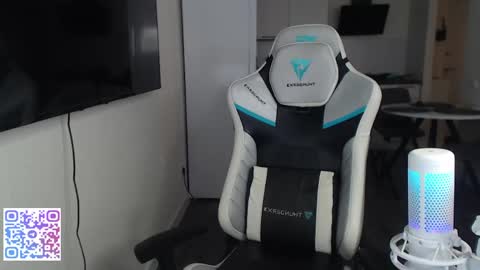 Jayce online show from 04.22.26