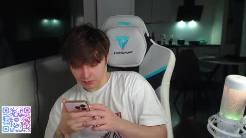 Snapshot of jayce_icestone chatting on 04.24.26 Jayce online show from 04.24.26