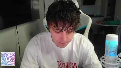 Snapshot of jayce_icestone chatting on 05.15.26 Jayce online show from 05.15.26