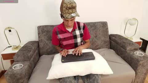 jayden_castillo online show from 01.17.26