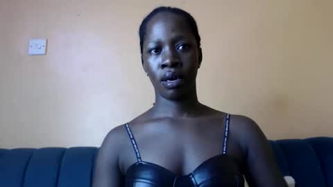 Snapshot of jayny1 chatting on 11.11.25 Jayny online show from 11.11.25