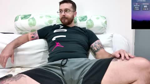 Snapshot of jayxcee_official chatting on 03.08.25 jayxcee OFFICIAL online show from 03.08.25