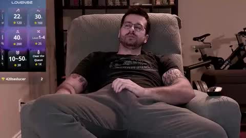 Snapshot of jayxcee_official chatting on 11.15.25 jayxcee OFFICIAL online show from 11.15.25