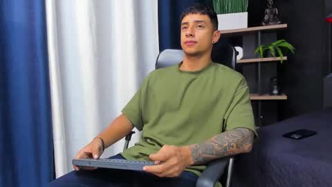 jaze_bradley online show from 12.02.25