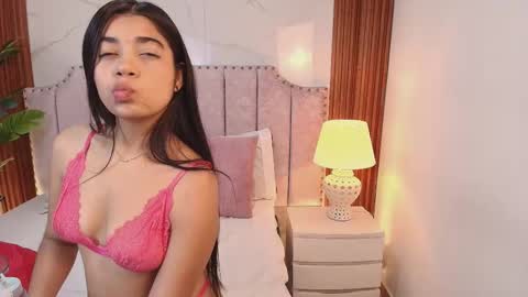 Jazmin online show from 11.07.25