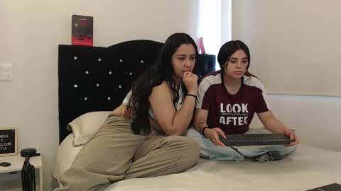 Snapshot of jazmin_dharius chatting on 02.14.25 Jazmin and Scarlett online show from 02.14.25