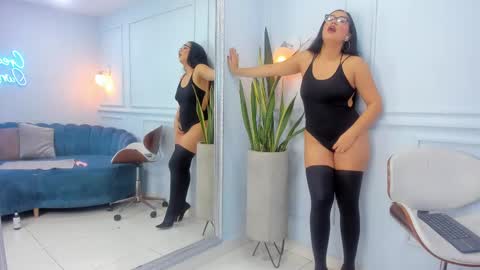 Jasmine  online show from 02.19.25