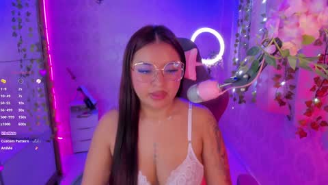 Jazmine online show from 01.23.25