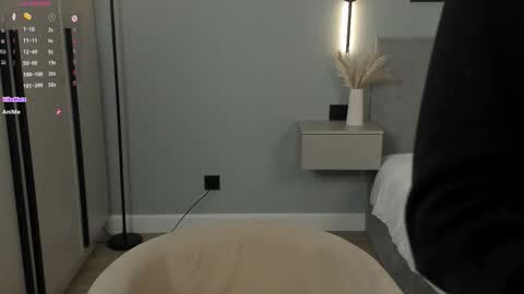 Mira the personal mirage D online show from 09.28.25