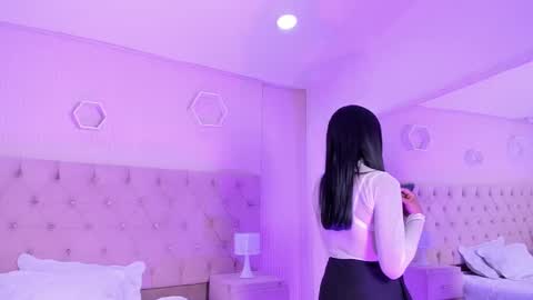 Jazminrusso  online show from 02.06.26