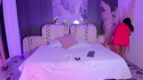 Jazminrusso  online show from 04.06.26