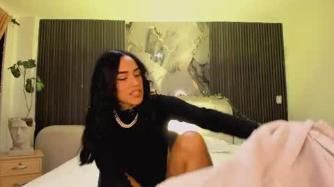 Jazminrusso  online show from 07.01.26