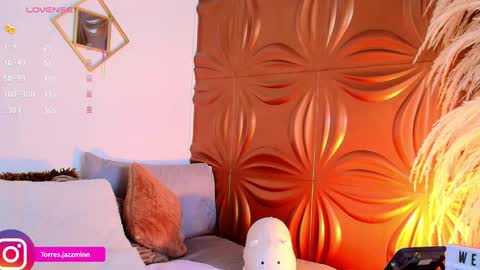 Snapshot of jazzmintorres chatting on 10.02.25 Jazmin online show from 10.02.25