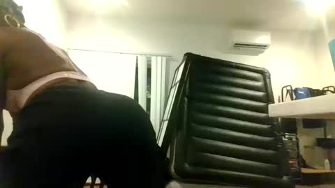 Jazzystelo online show from 10.11.25