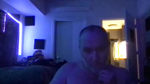 Snapshot of jbsound1 chatting on 01.10.25 jbsound1 online show from 01.10.25