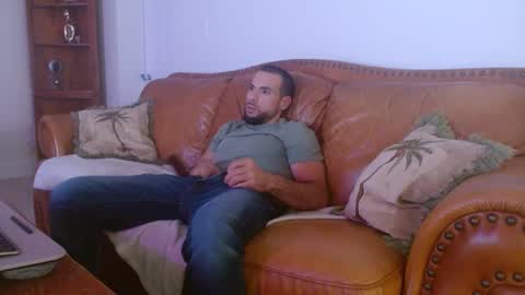 Snapshot of jcmax305 chatting on 01.31.25 JcMax305 online show from 01.31.25