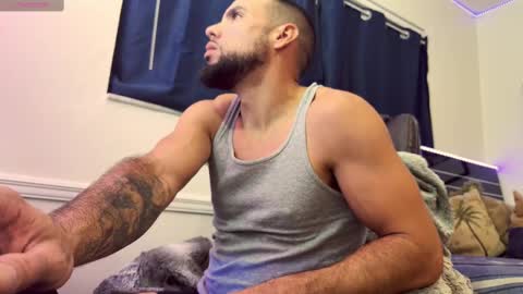 Snapshot of jcmax305 chatting on 09.12.25 JcMax305 online show from 09.12.25