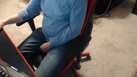 Snapshot of jcor13 chatting on 02.05.25 Jim online show from 02.05.25