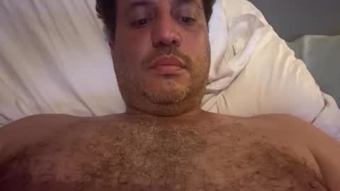 Snapshot of jea1000 chatting on 12.28.24 jea1000 online show from 12.28.24