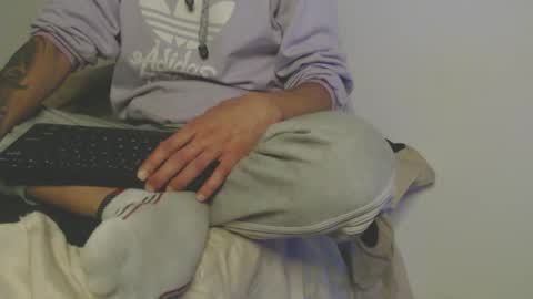Snapshot of jeampier_sexy chatting on 01.07.25 jeampier_sexy online show from 01.07.25