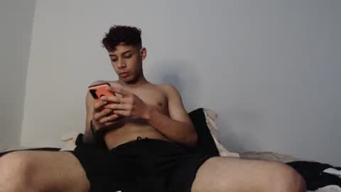 Snapshot of jeampier_sexy chatting on 03.12.25 jeampier_sexy online show from 03.12.25