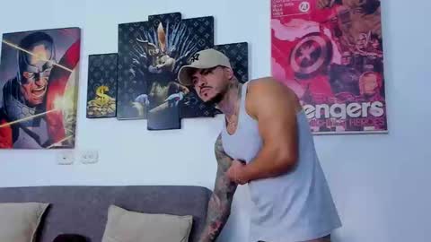 Snapshot of jean_lopez chatting on 02.26.25 Jean axelcrow Modelo Independiente online show from 02.26.25