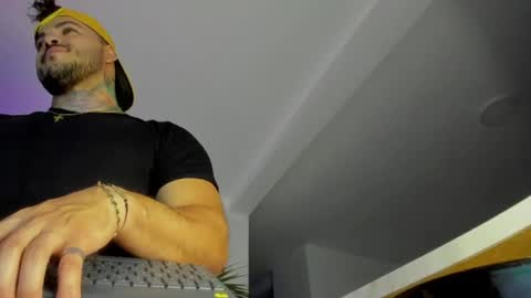 Snapshot of jean_lopez chatting on 06.01.26 Jean axelcrow Modelo Independiente online show from 06.01.26