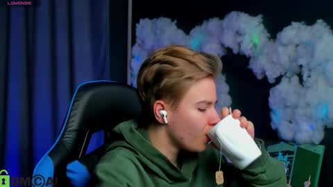 Snapshot of jean_wilsons chatting on 09.22.25 jean_wilsons online show from 09.22.25