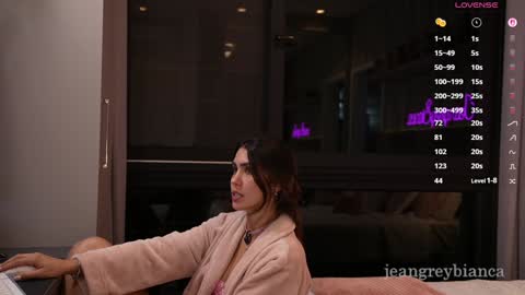 Snapshot of jeangreybianca chatting on 10.20.25 Bianca online show from 10.20.25