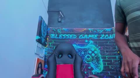 Snapshot of jeanpieroo26 chatting on 02.16.26 jeanpieroo26 online show from 02.16.26