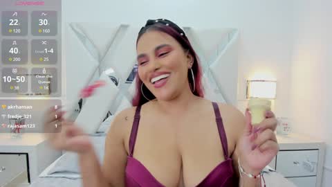 Jeen Taylor online show from 01.08.25