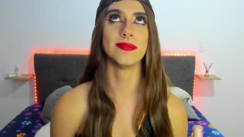  ashley   online show from 02.03.25