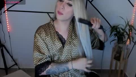  ashley   online show from 09.21.25