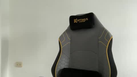 Jeff and Mugi  Independent model online show from 04.14.26