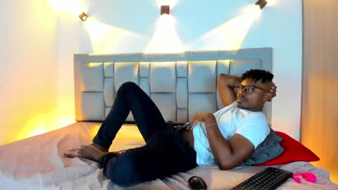 Snapshot of jeffrey_cottom chatting on 01.20.25 Jeff online show from 01.20.25