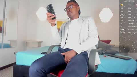 Snapshot of jeffrey_cottom chatting on 03.03.25 Jeff online show from 03.03.25